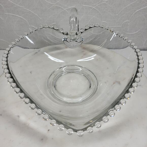 Vintage Imperial Candlewick Hobnail Heart Bowl 9" Clear Glass Handle Bread Candy - Picture 4 of 16